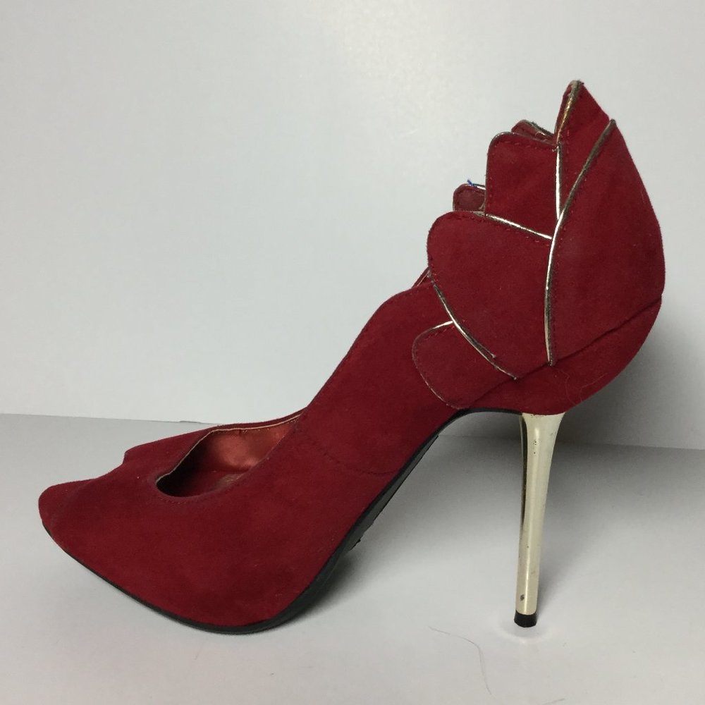 Luxury Anne Michele, Red Suede and Metallic Gold Heels Size 7 US